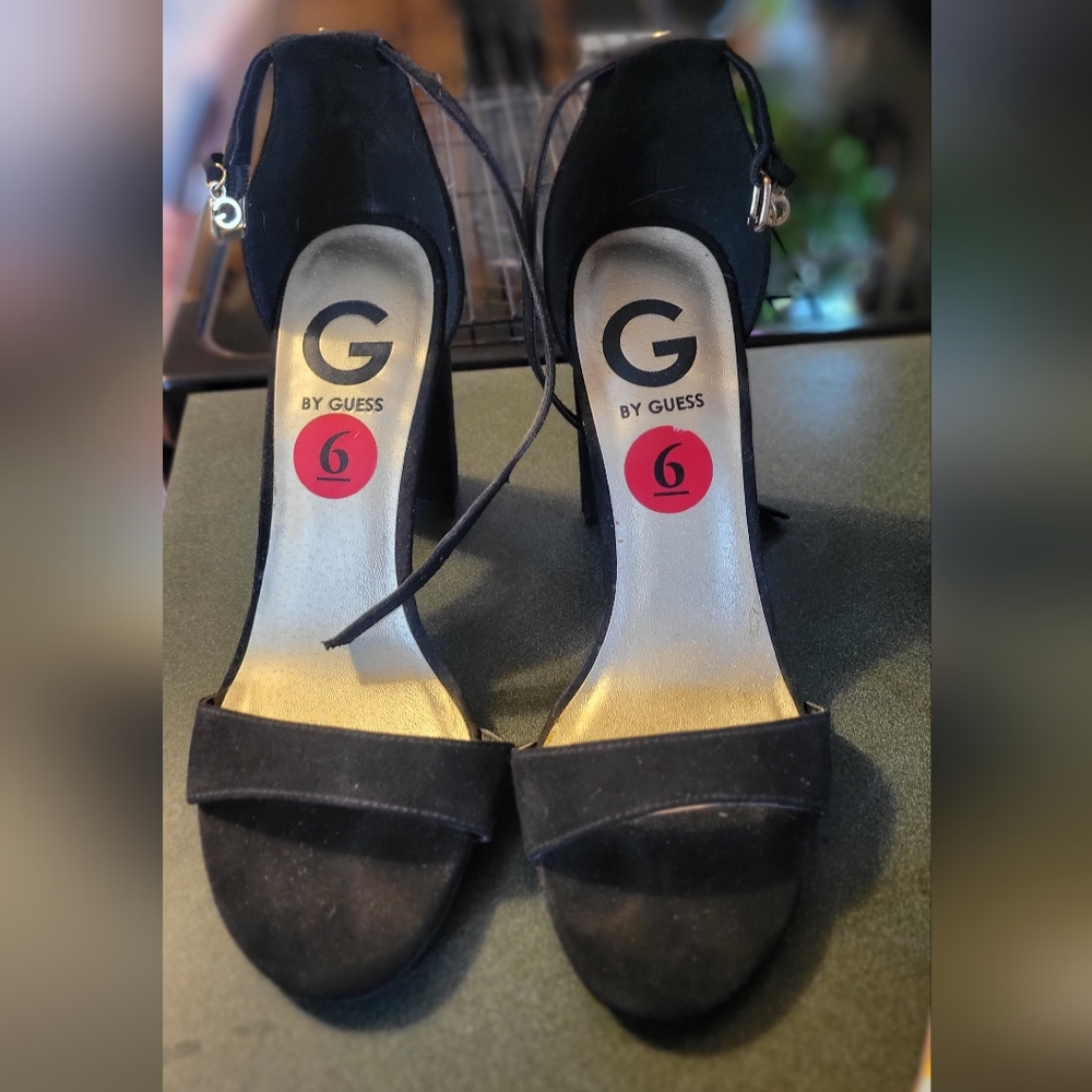 Guess heels